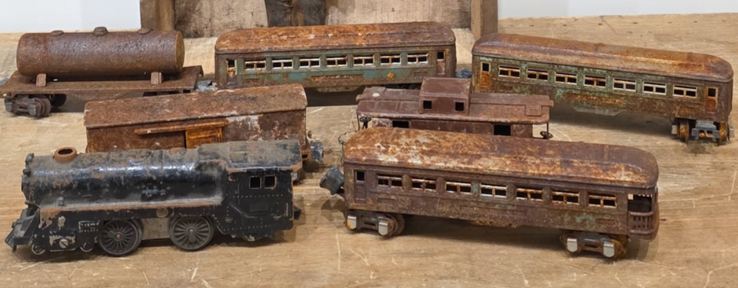 Vintage Hubley Cast Iron "Normandie 333" Passenger Train Set