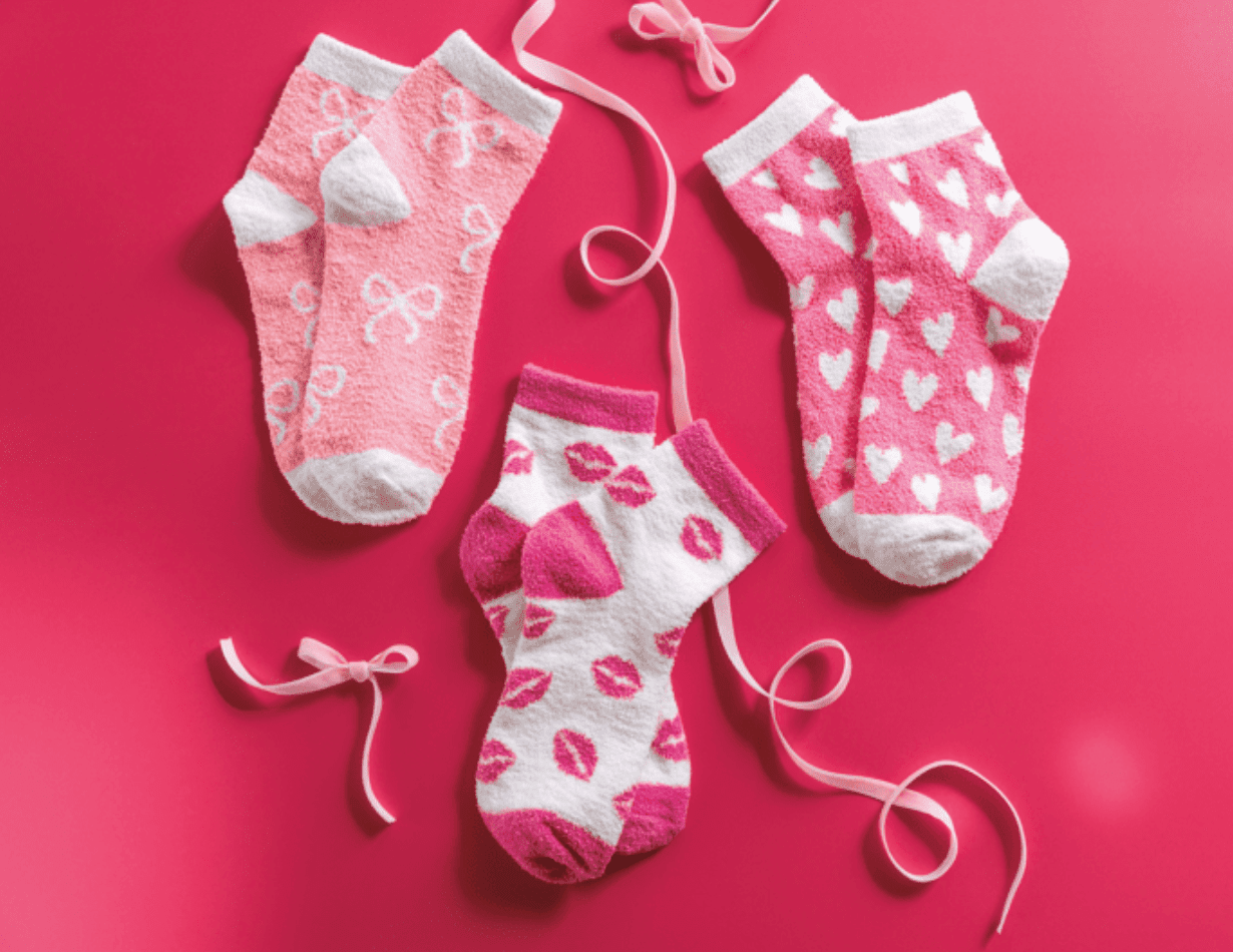 Bow Valentine's Socks - Veranda Cafe & Mercantile