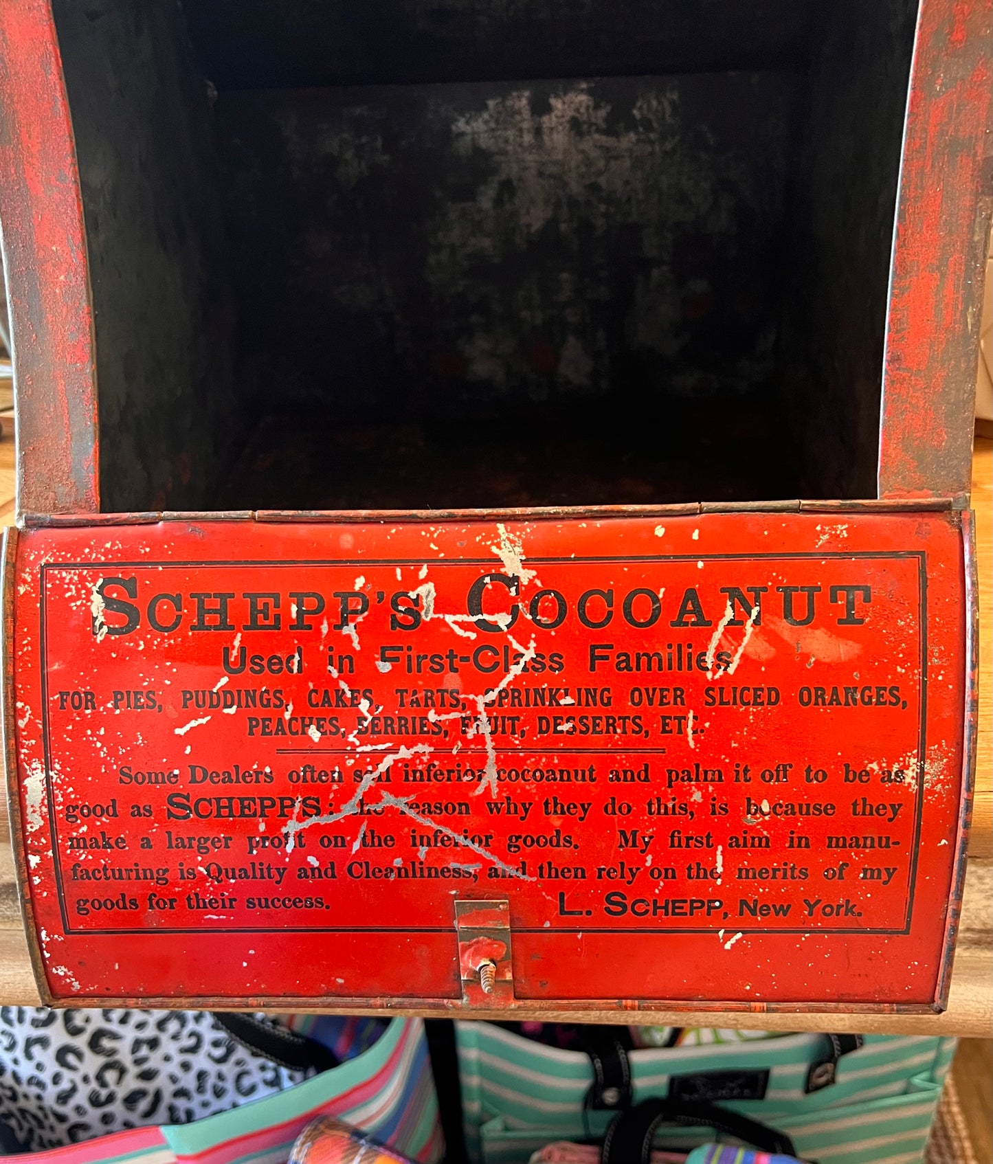 Antique SCHEPPS Cake Box