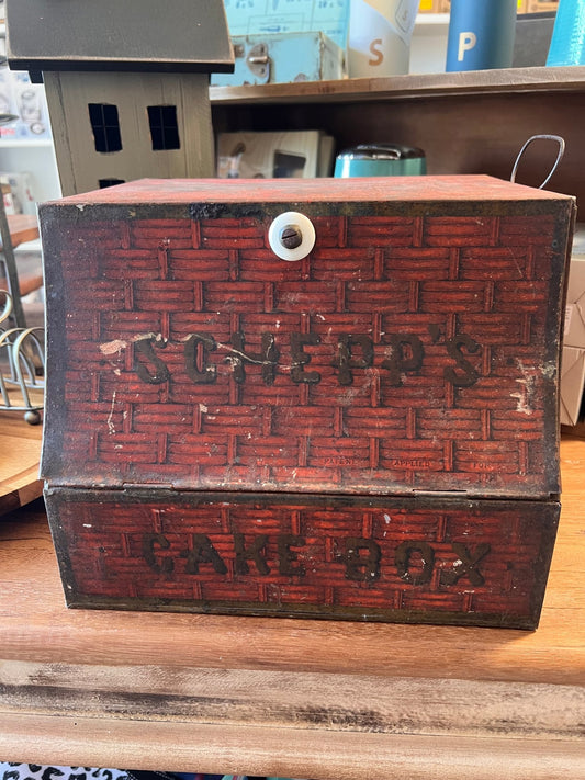 Antique SCHEPPS Cake Box - Veranda Cafe & Mercantile