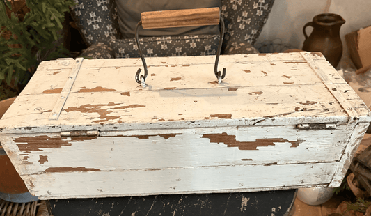 Antique White Toolbox - Veranda Cafe & Mercantile