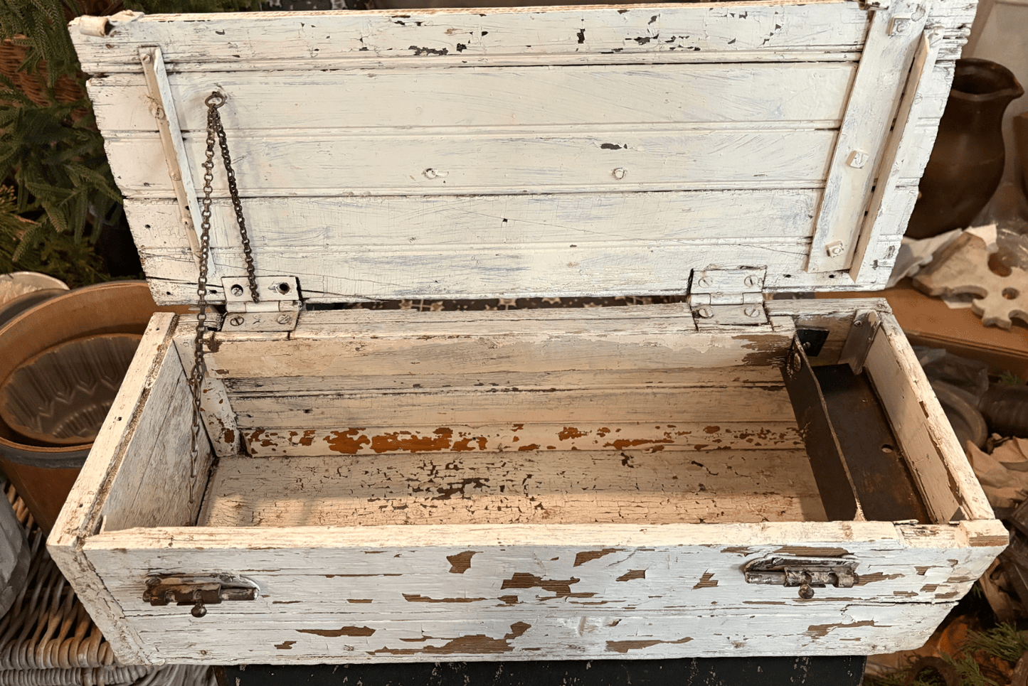 Antique White Toolbox - Veranda Cafe & Mercantile