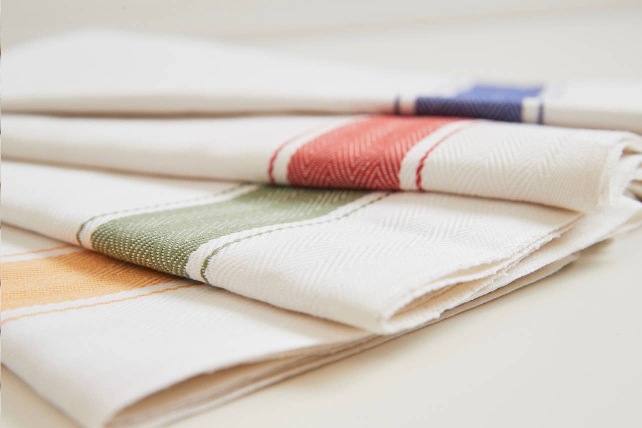 Classic Italian Kitchen Towel - Herringbone Red - Veranda Cafe & Mercantile