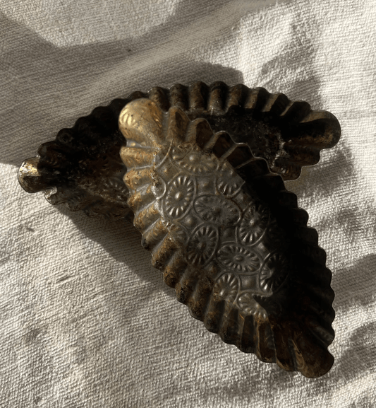 French Vintage Metal Baking Tin - Veranda Cafe & Mercantile