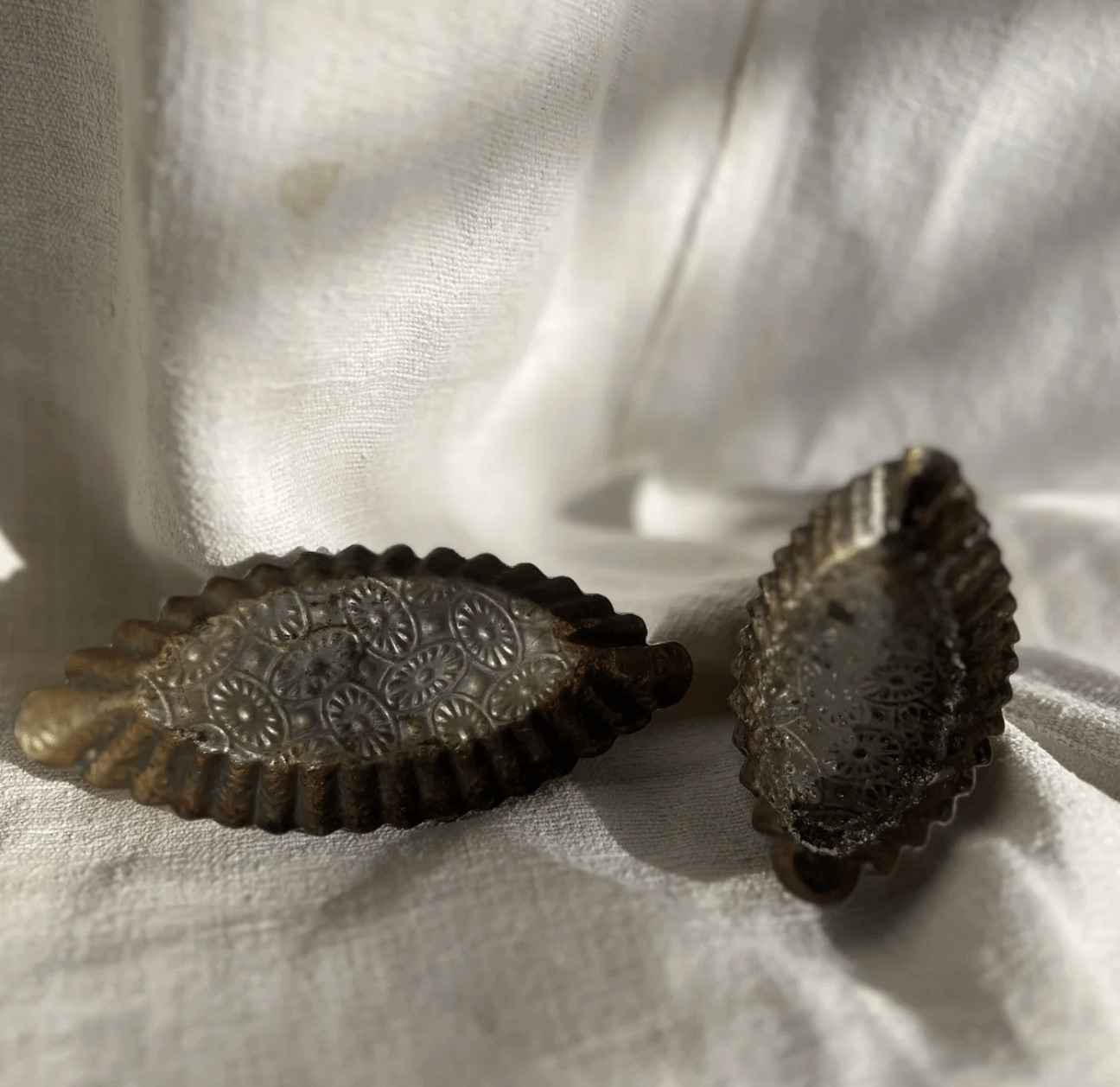 French Vintage Metal Baking Tin - Veranda Cafe & Mercantile