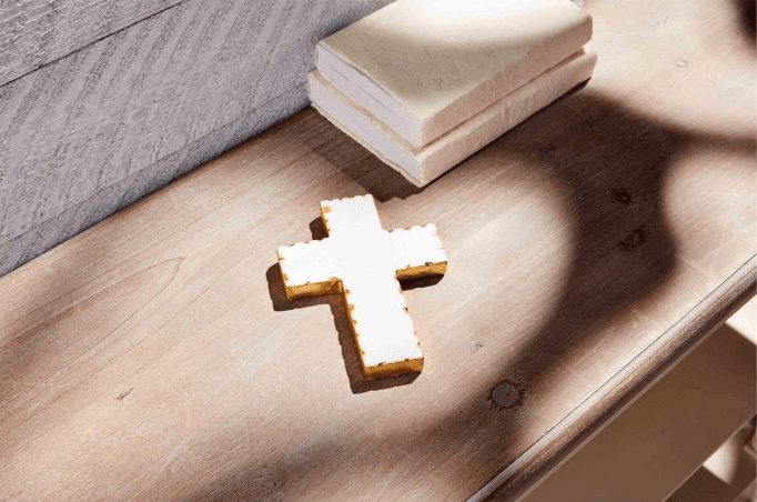 Gold Edge Cross - Veranda Cafe & Mercantile