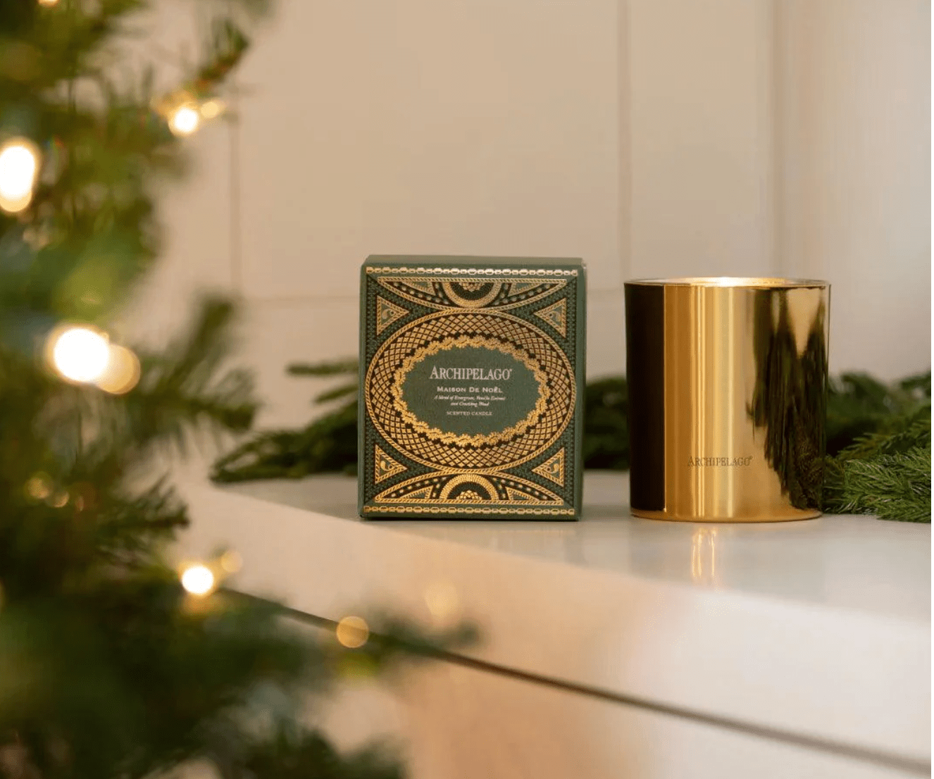 Maison de Noel Credenza Candle - Veranda Cafe & Mercantile