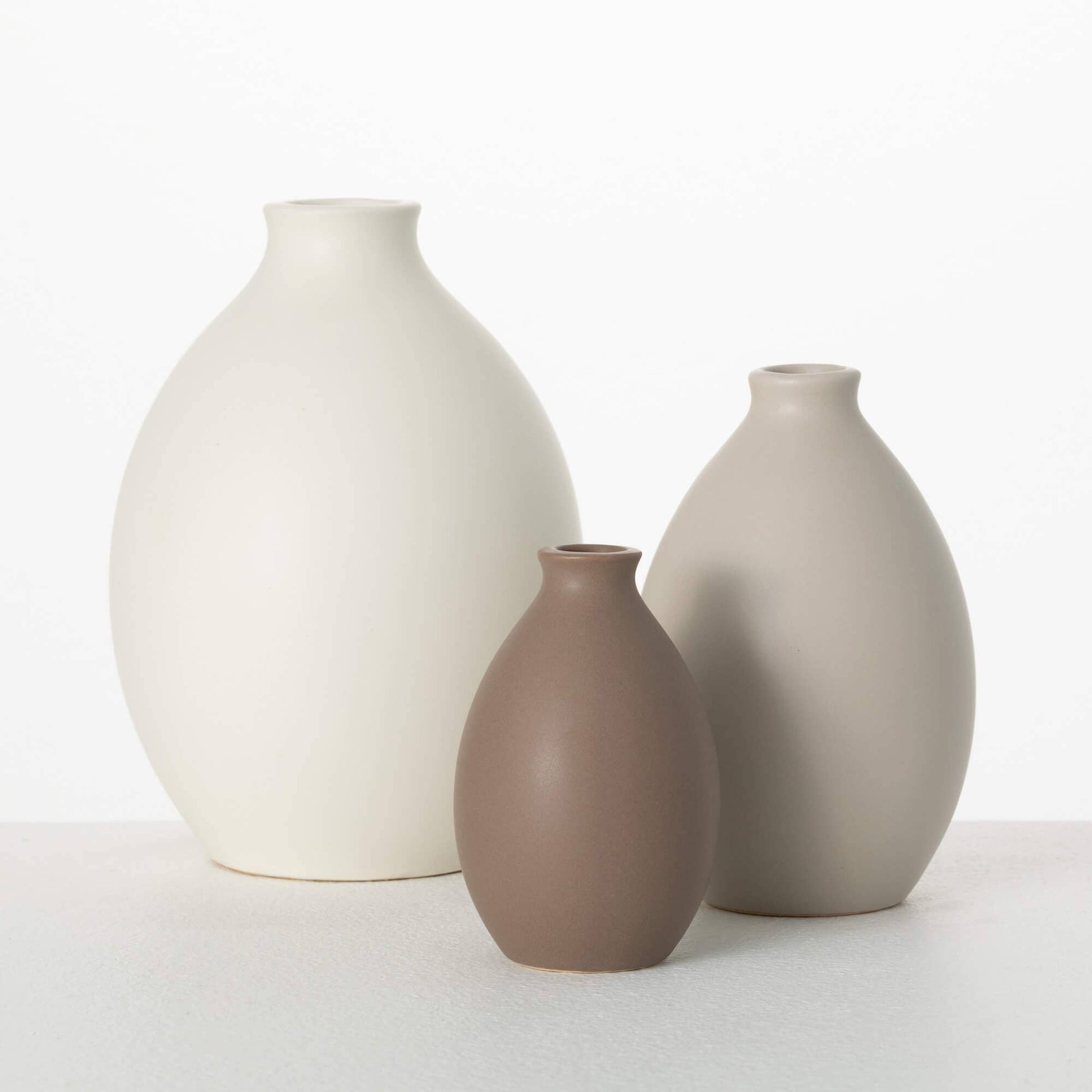 Matte Teardrop Vase - Veranda Cafe & Mercantile
