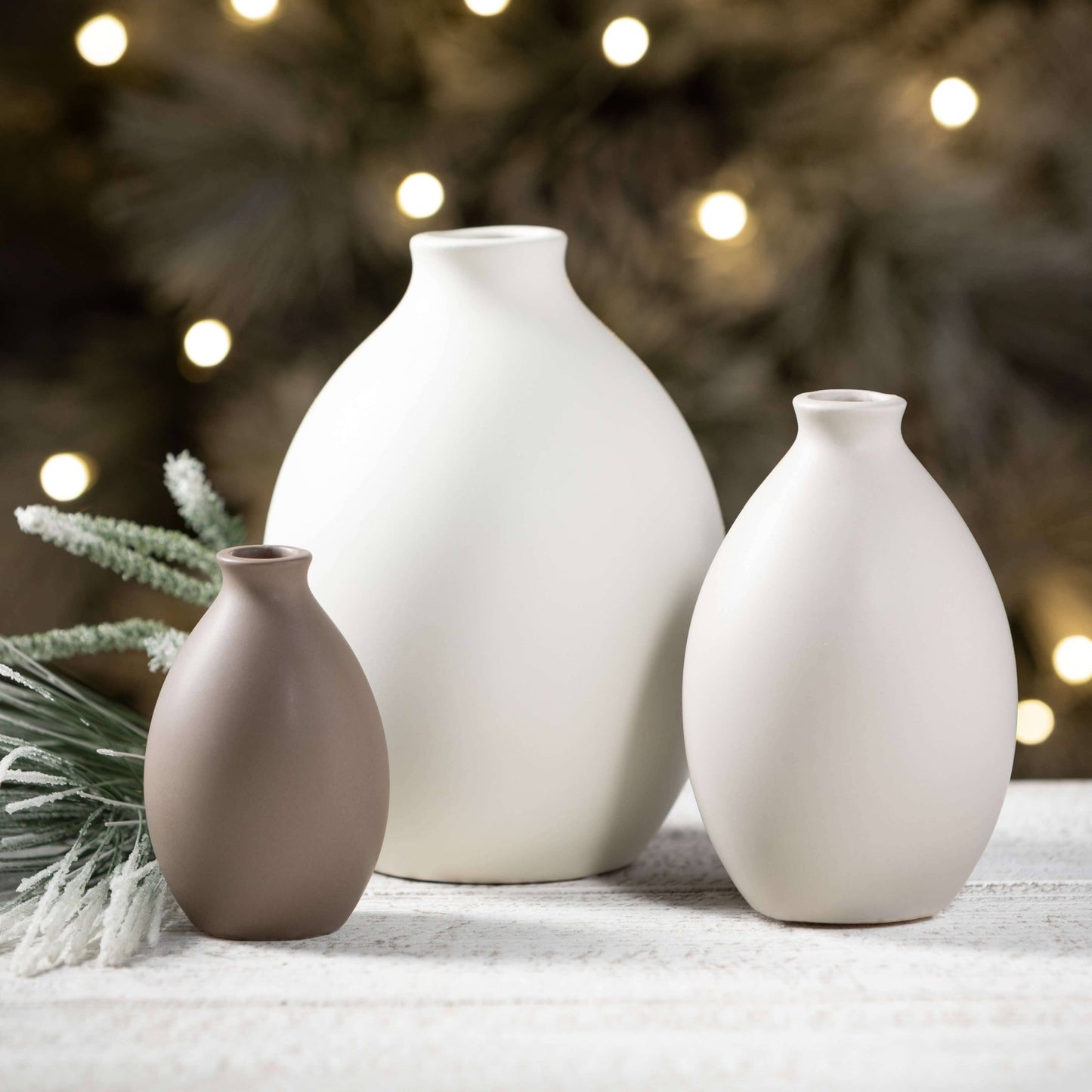 Matte Teardrop Vase - Veranda Cafe & Mercantile