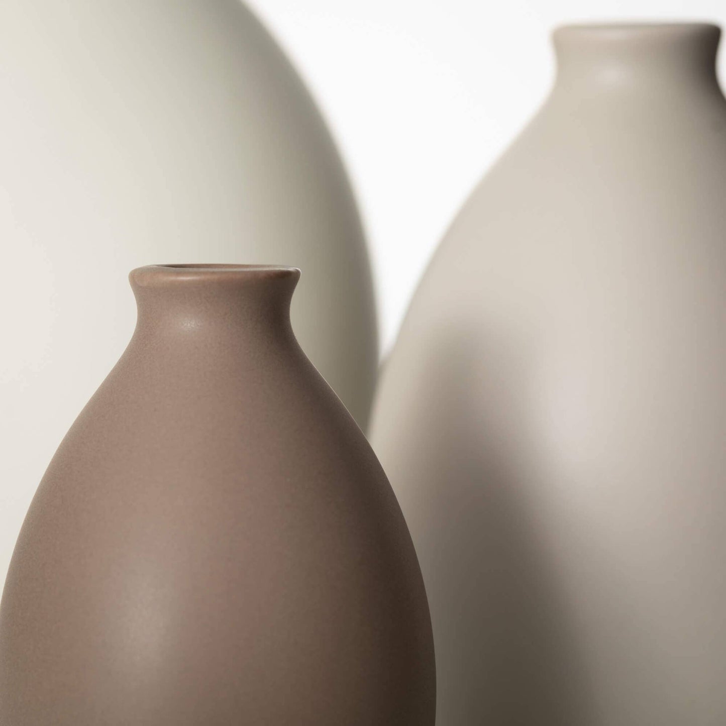 Matte Teardrop Vase - Veranda Cafe & Mercantile