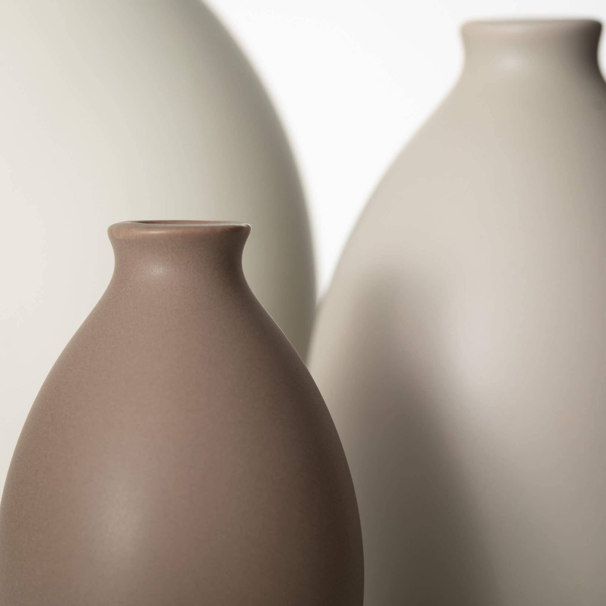 Matte Teardrop Vase - Veranda Cafe & Mercantile