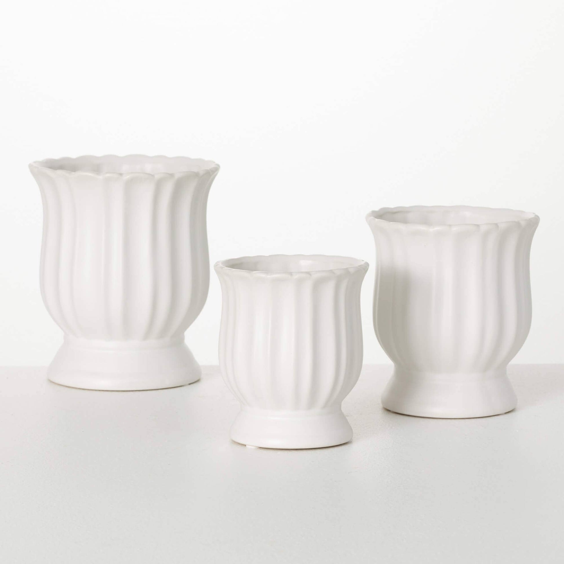Matte White Scalloped Planter - Veranda Cafe & Mercantile