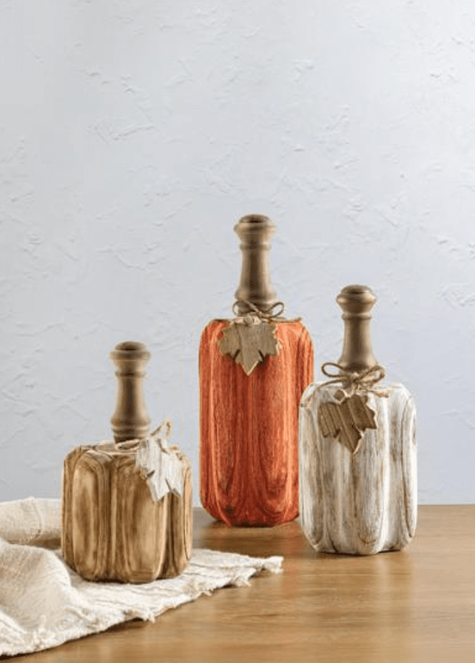 Medium Wood Baluster Pumpkin - Veranda Cafe & Mercantile