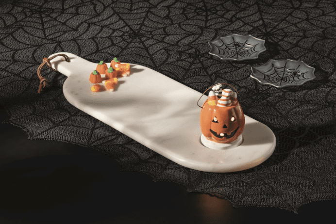 Pumpkin Basket Light - up Sitter - Veranda Cafe & Mercantile