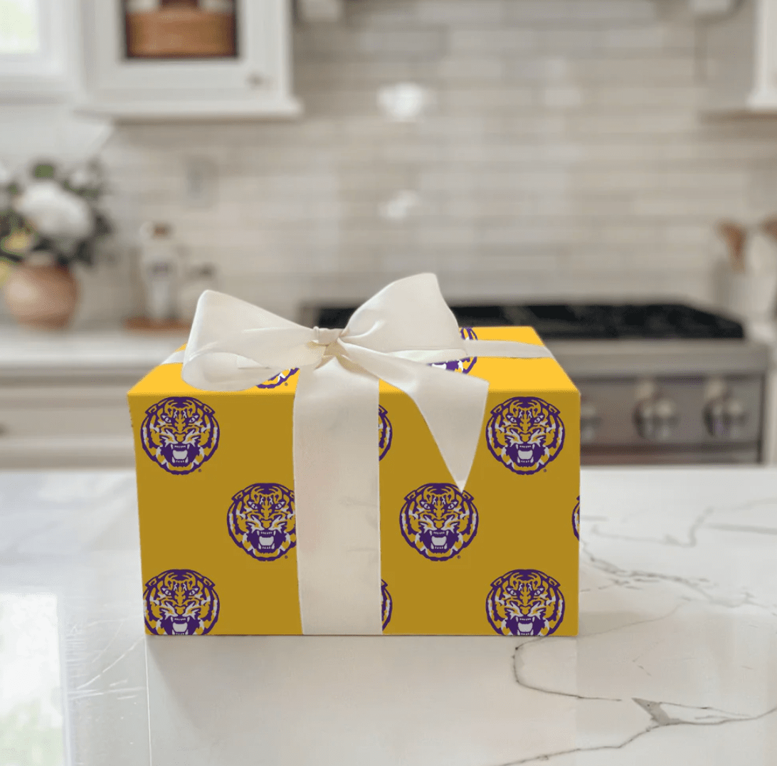 Roar & Reckless - LSU - Veranda Cafe & Mercantile
