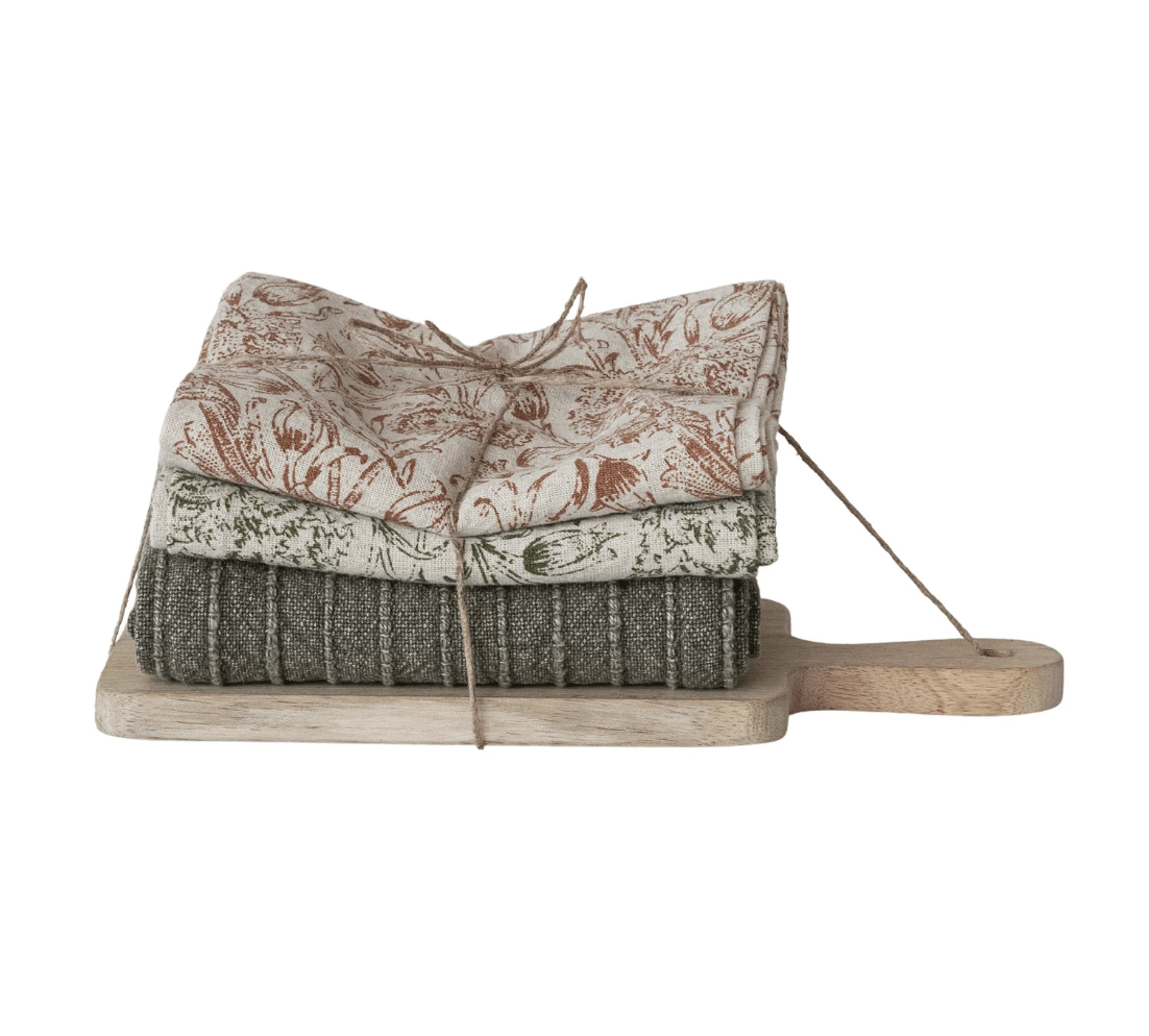 Tea Towels & Mango Wood Cheese/Serving Board - Veranda Cafe & Mercantile