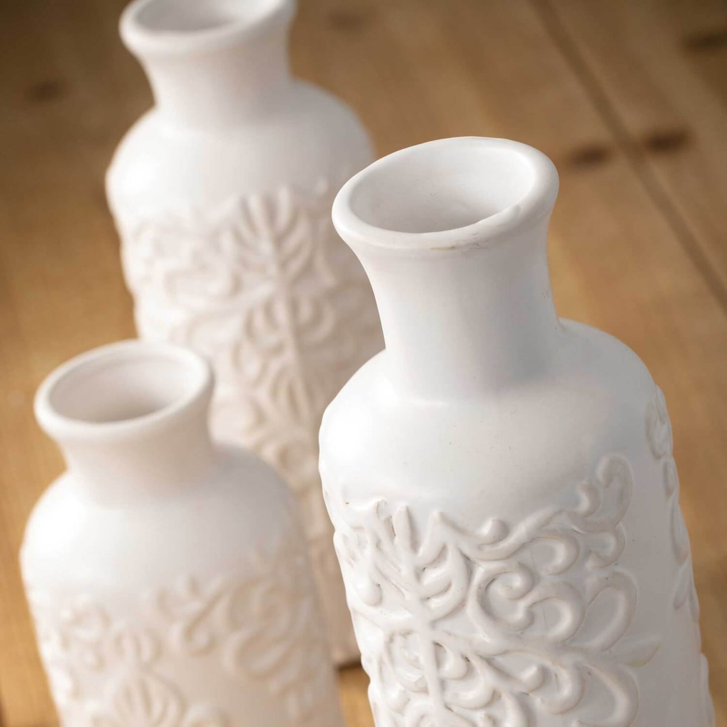 Textured Bottle Vase - Veranda Cafe & Mercantile