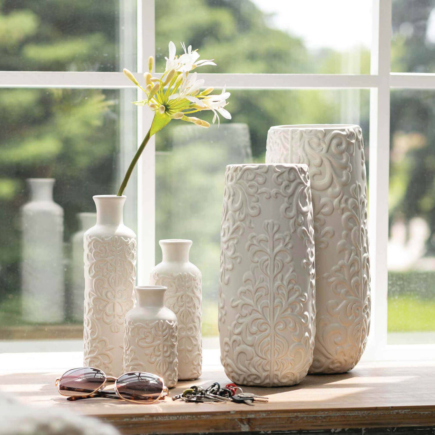 Textured Bottle Vase - Veranda Cafe & Mercantile