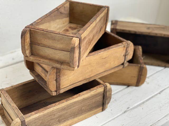 Vintage Brick Mold - Veranda Cafe & Mercantile