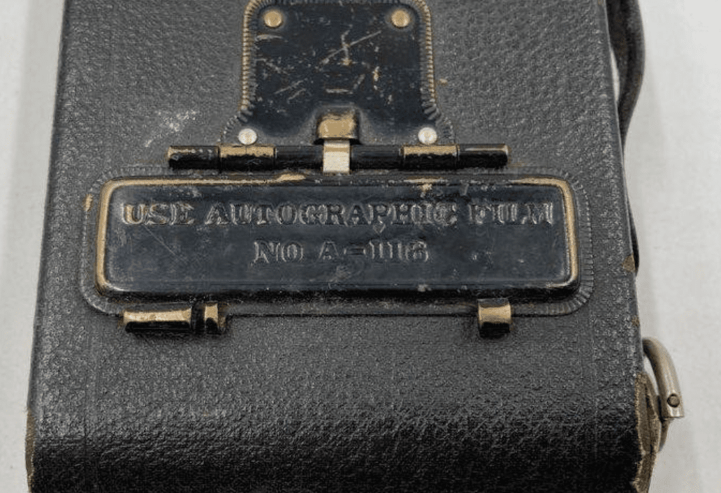 Vintage Kodak No. 2A Folding Autographic Brownie Camera - Veranda Cafe & Mercantile