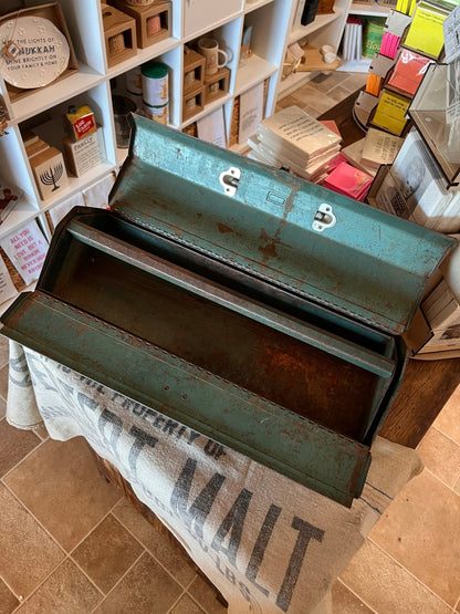 Vintage Metal Toolbox - Veranda Cafe & Mercantile