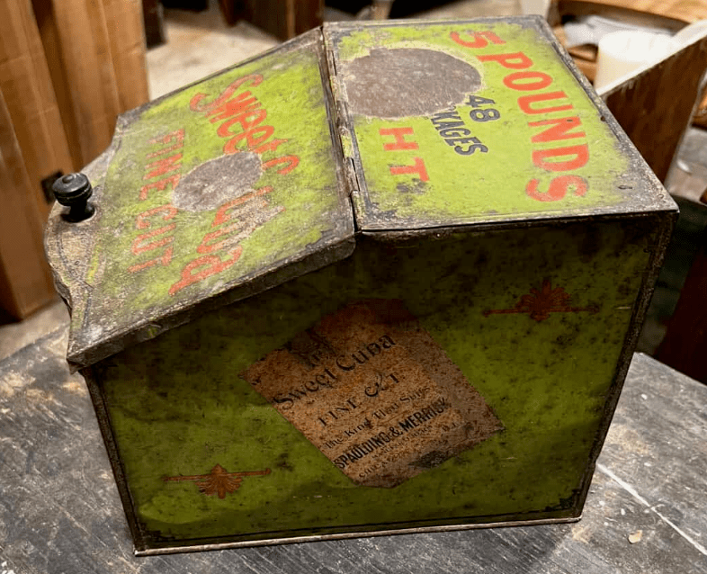 Vintage Sweet Cuba Fine Cut Tobacco Tin - Veranda Cafe & Mercantile