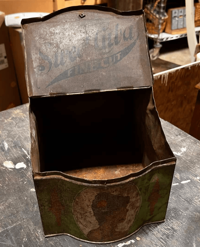 Vintage Sweet Cuba Fine Cut Tobacco Tin - Veranda Cafe & Mercantile