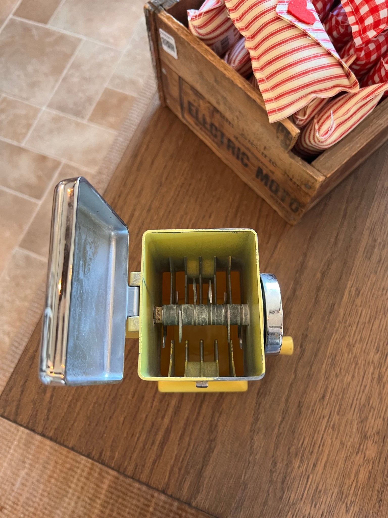 Vintage Yellow Ice - O - Mat Ice Crusher - Veranda Cafe & Mercantile